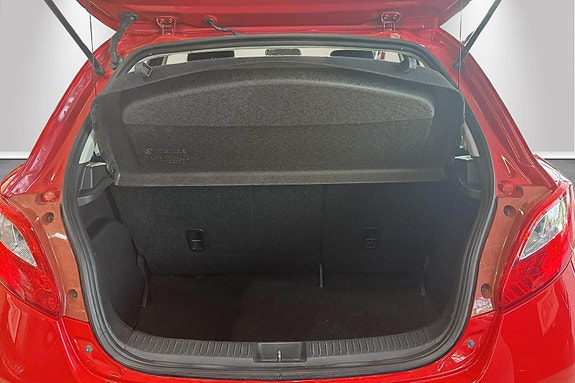 Mazda 2 5 of 5