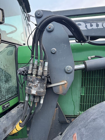 John Deere 6910 7 of 12