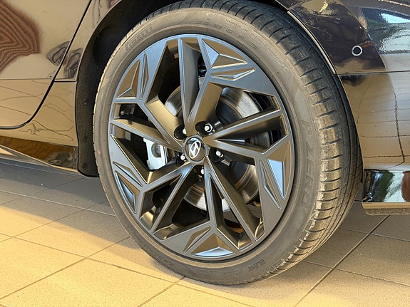Hyundai Ioniq 6 9 of 26