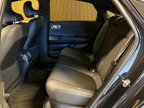 Hyundai Ioniq 6 20 of 26