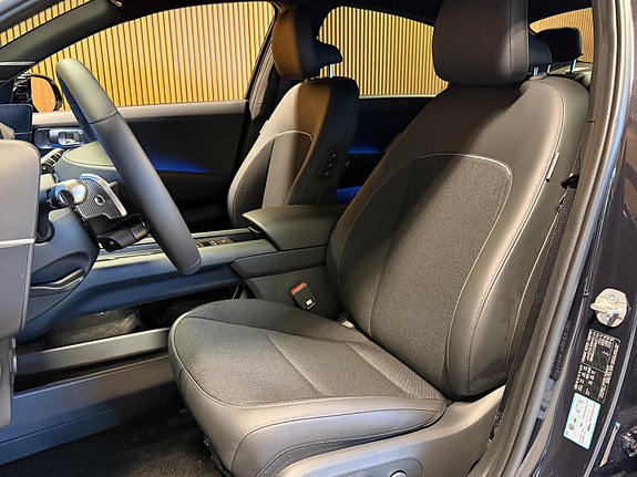 Hyundai Ioniq 6 14 of 26