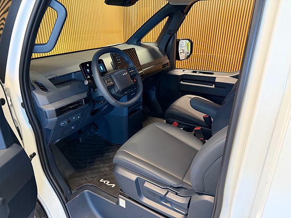 Kia PV5 11 of 24