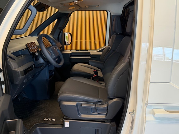 Kia PV5 12 of 24