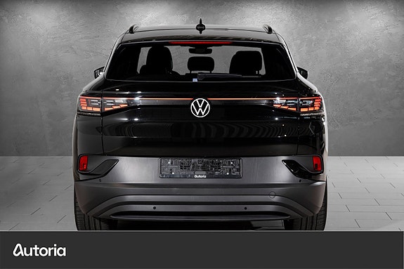 Volkswagen ID.4 4 of 5