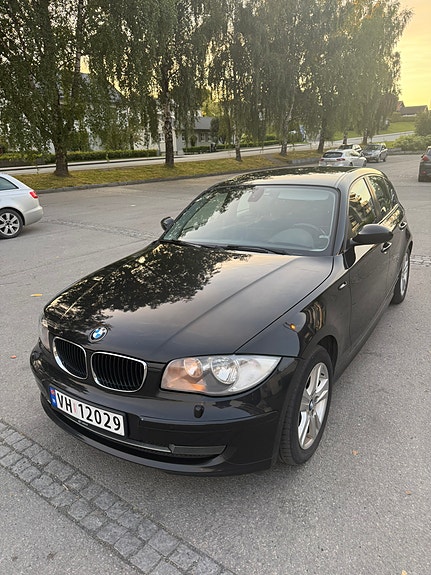BMW 118d 6 of 13