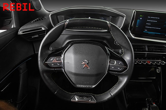 Peugeot e-2008 12 of 23