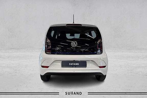 Volkswagen UP! 4 of 5