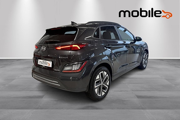 Hyundai Kona 3 of 5