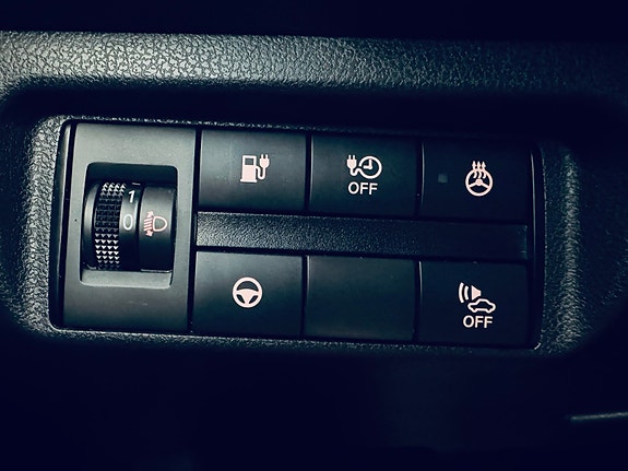 Nissan Leaf 16 of 27