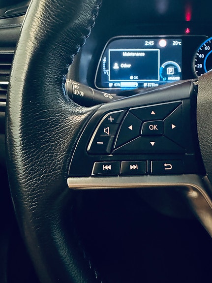 Nissan Leaf 18 of 27