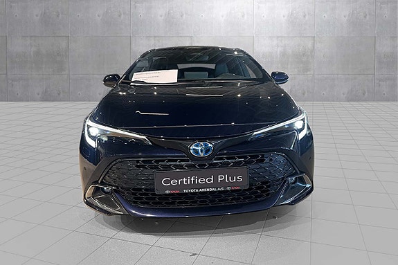 Toyota Corolla 3 of 5