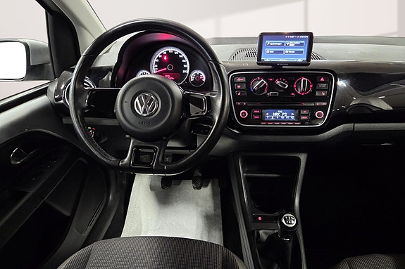 Volkswagen UP! 11 of 20