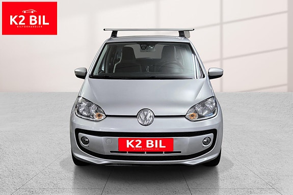 Volkswagen UP! 2 of 5