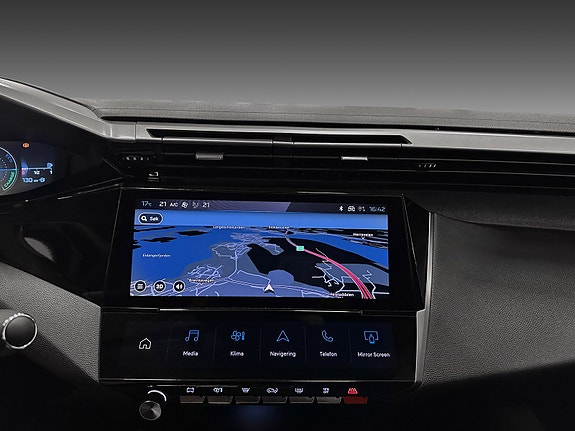 Peugeot 308 SW 21 of 23