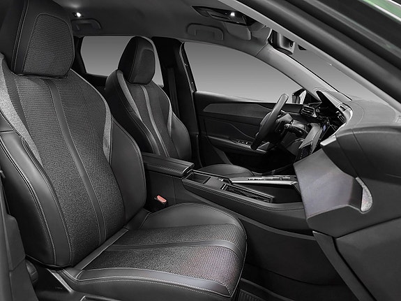 Peugeot 308 SW 12 of 23