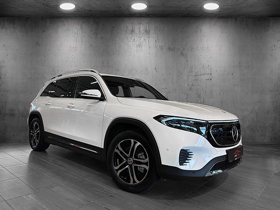 Mercedes-Benz EQB 7 of 23