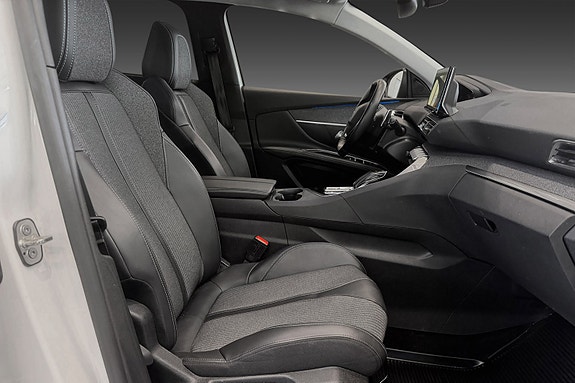 Peugeot 5008 14 of 23