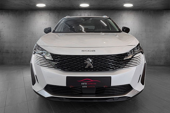 Peugeot 5008 8 of 23