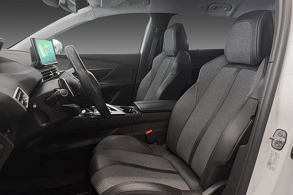 Peugeot 5008 9 of 23