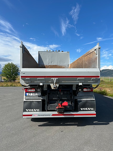 Volvo FH 540 8X4 4 of 5