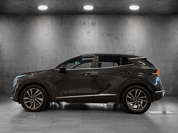 Kia Sportage 2 of 25