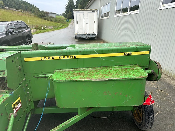 John deere 332 høypresse 8 of 30