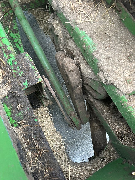 John deere 332 høypresse 19 of 30