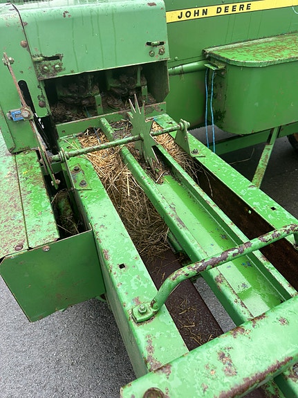 John deere 332 høypresse 5 of 30