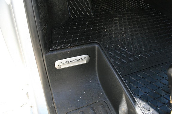 Volkswagen Caravelle 23 of 30