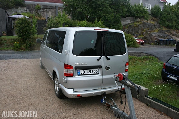 Volkswagen Caravelle 4 of 30