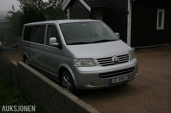 Volkswagen Caravelle 6 of 30