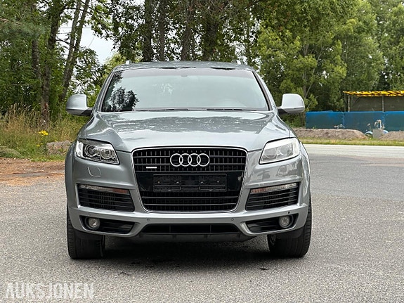 Audi Q7 5 of 5