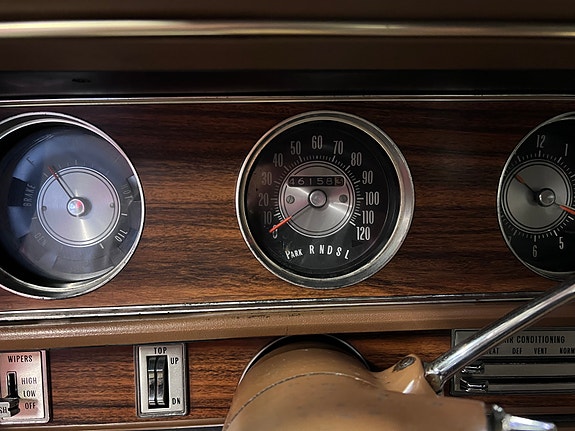 Oldsmobile Cutlass 27 of 30