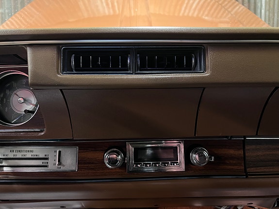 Oldsmobile Cutlass 29 of 30