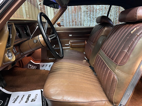 Oldsmobile Cutlass 22 of 30