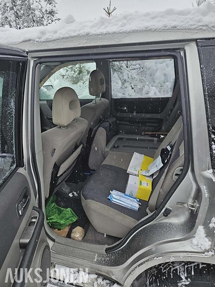 Nissan X-Trail 9 of 13