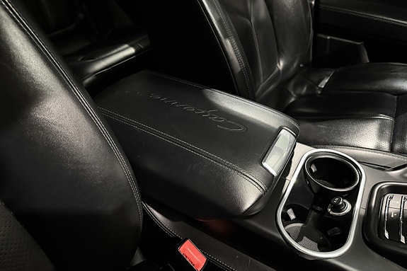 Porsche Cayenne 17 of 26