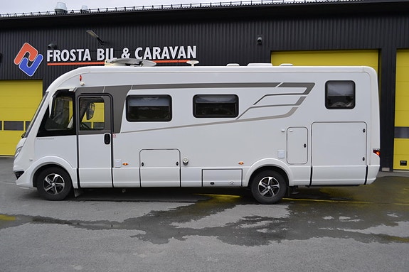 Hymer B 704 SL 2 of 30