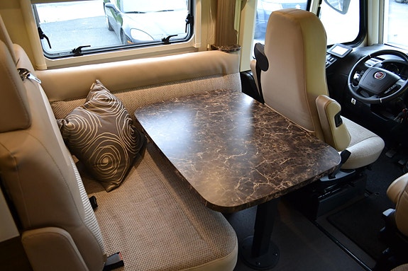 Hymer B 704 SL 21 of 30