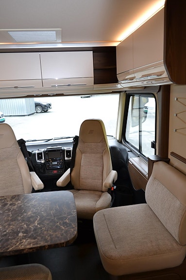 Hymer B 704 SL 13 of 30