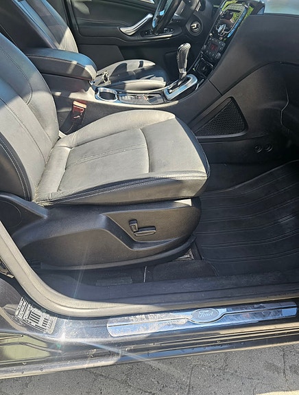 Ford S-MAX 14 of 16
