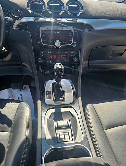 Ford S-MAX 13 of 16