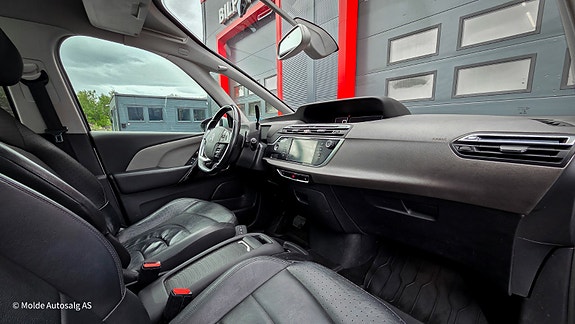 Citroen C4 Picasso 14 of 27