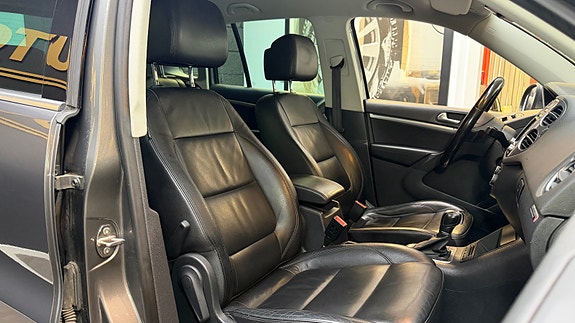 Volkswagen Tiguan 13 of 30