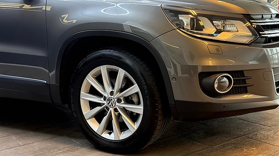 Volkswagen Tiguan 4 of 5