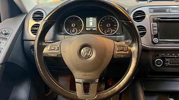 Volkswagen Tiguan 30 of 30