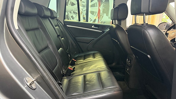 Volkswagen Tiguan 14 of 30