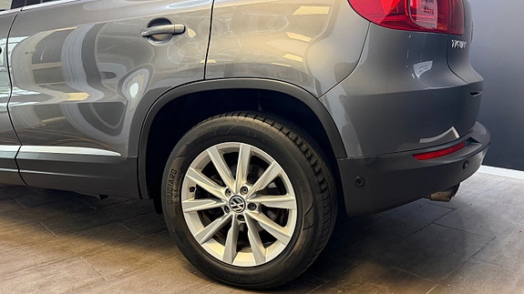 Volkswagen Tiguan 7 of 30