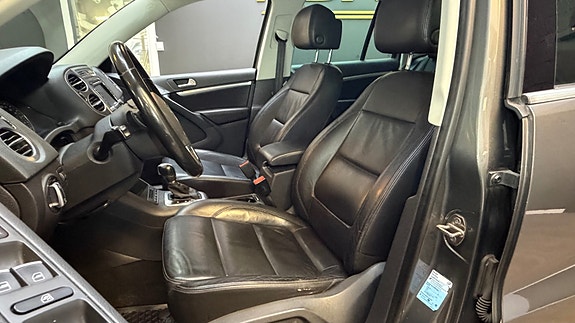 Volkswagen Tiguan 12 of 30