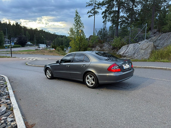Mercedes-Benz E220 d 5 of 24